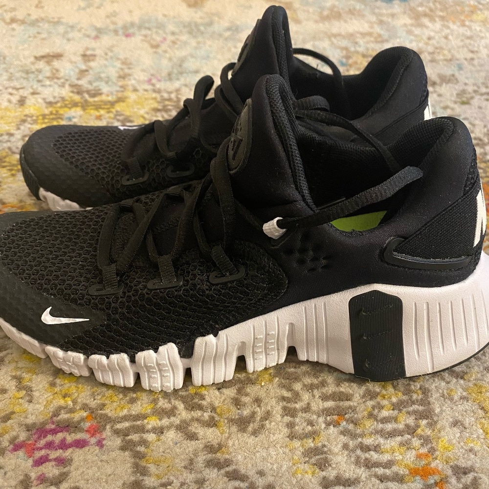 Nike Free Metcon 4 Training Sneaker